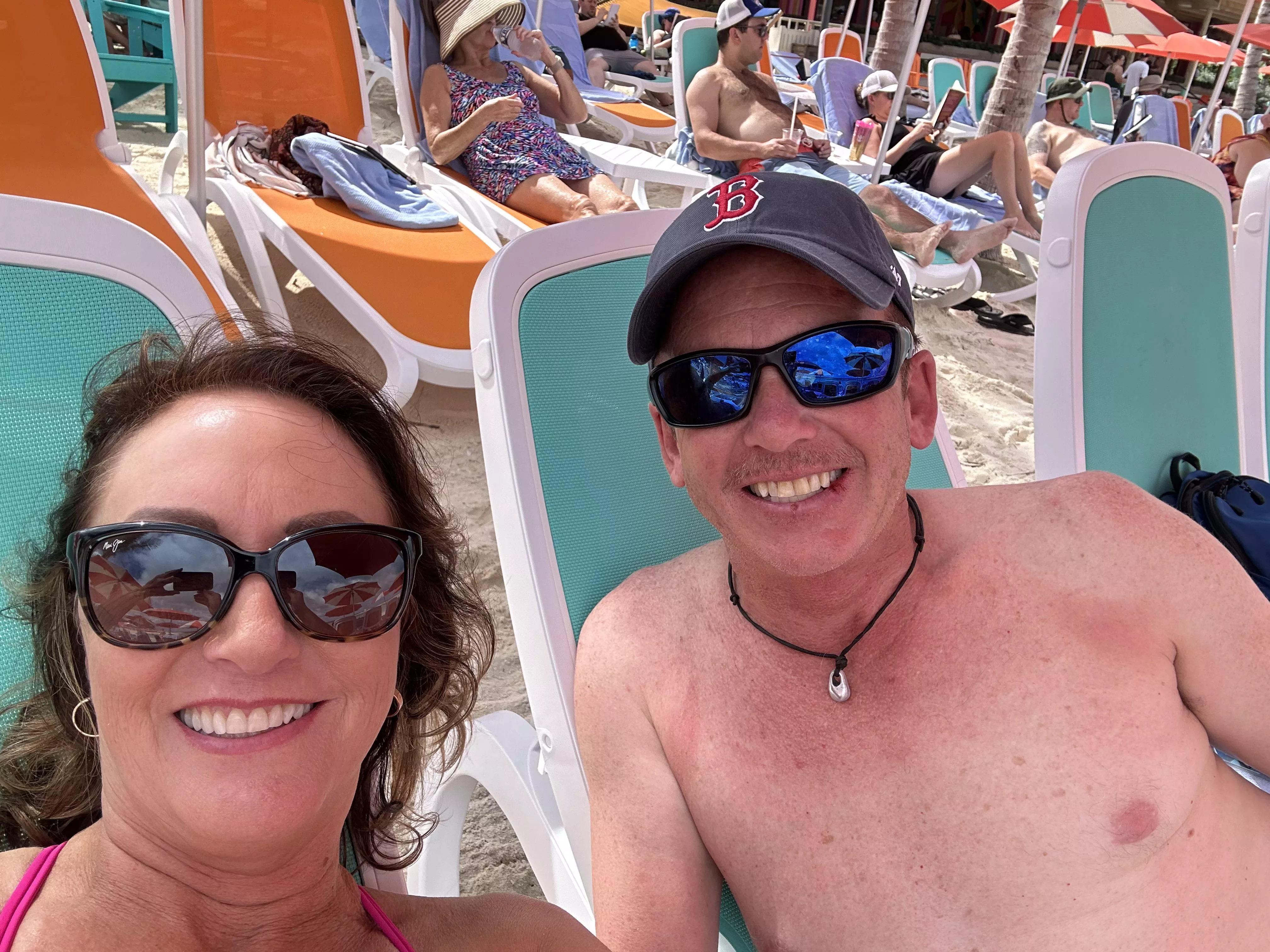 [MF4F][MF4MF][Orlando] We are looking for a single female or couple (NO SINGLE MALES) to have some fun with. We will be in the Orlando area this Sunday.