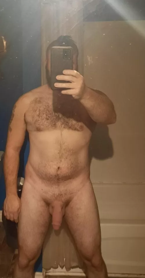 Morning! Who wants a coffee and some d ?