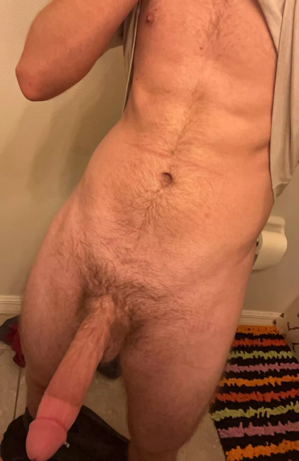 My electricity is back and i need to fuck