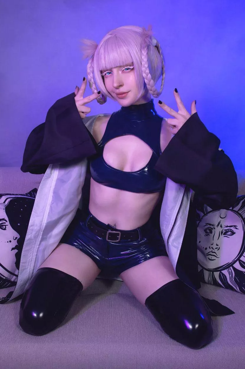 Nazuna cosplay by (Shiroktsne) 