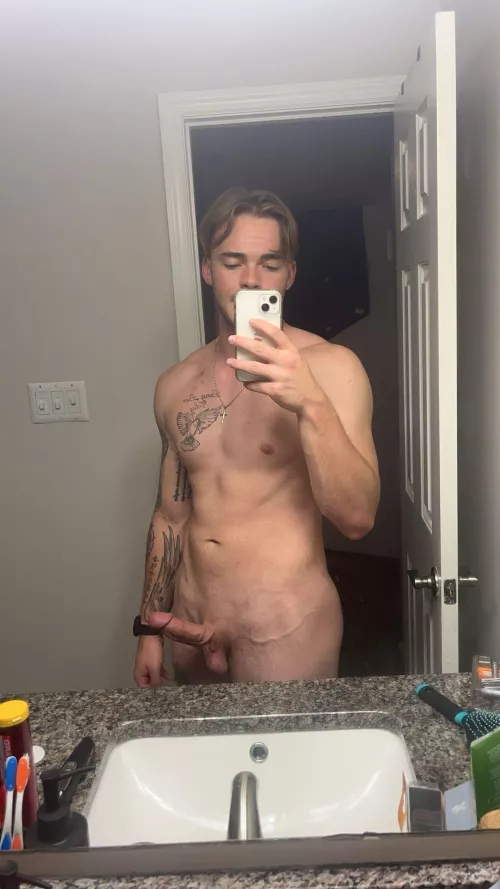 Need to study for my bio midterm. Taking to y’all is more fun. 