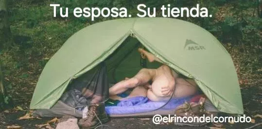 🤘 No hay nada como irme a pescar y al volver me encuentro a mi esposa así con el nudista que estaba cogiendo sol cerca de nuestra tienda. #talkiecornudo