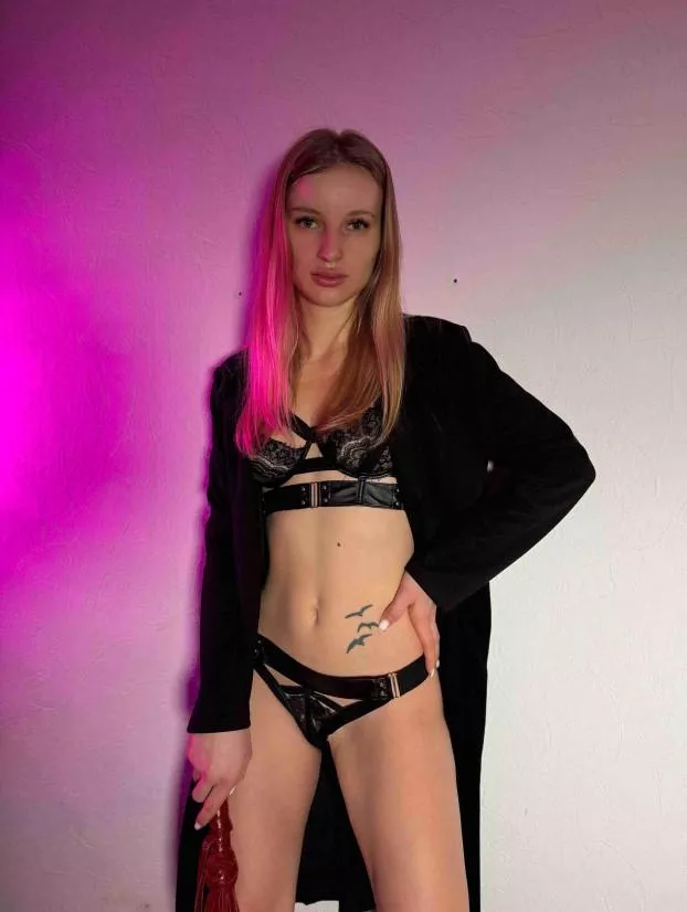 Obey me and i’ll let you get a taste of my ass