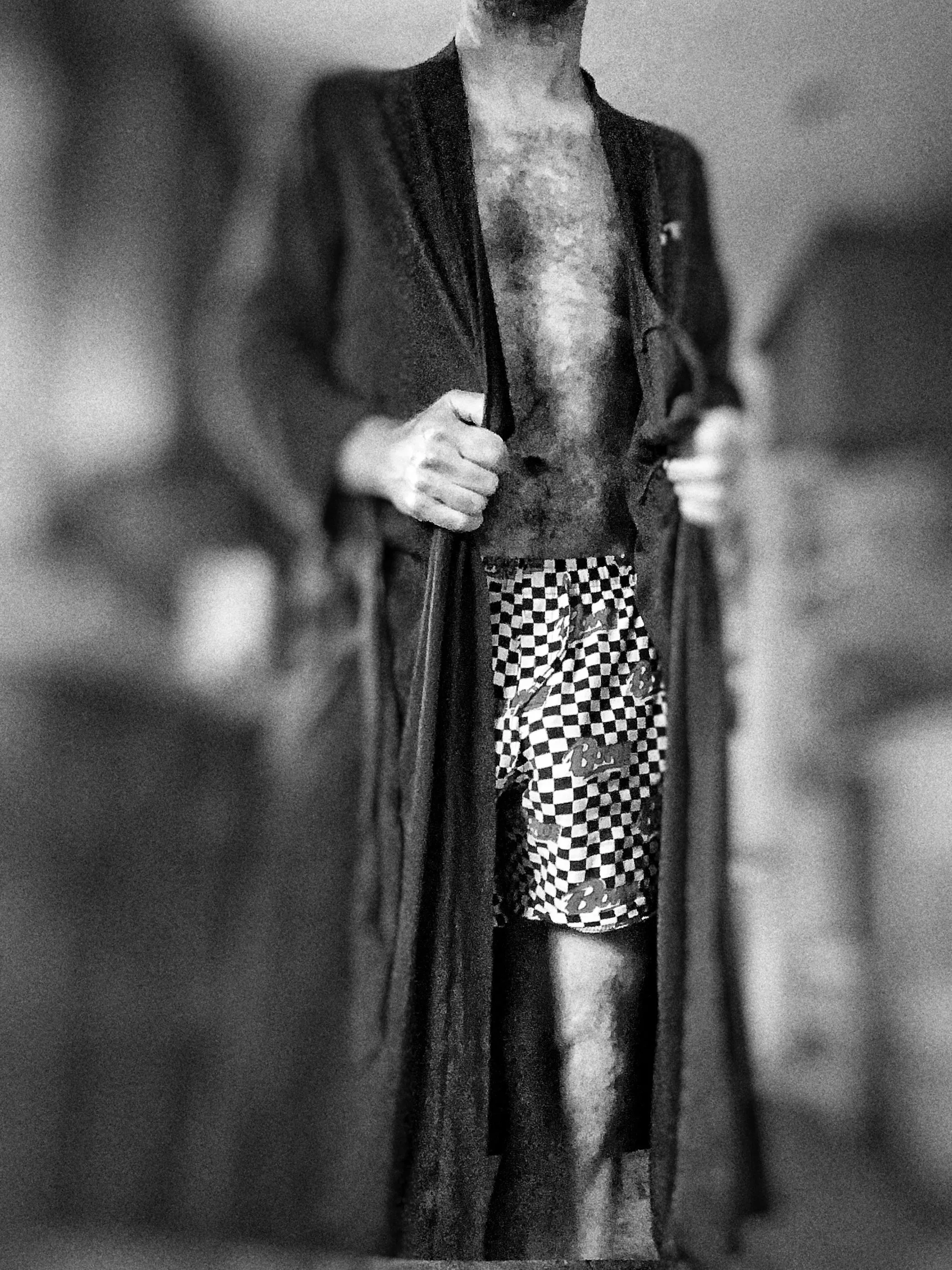 🎶Oh no, love, you're not alone / no matter what or who you've been🎶 [mlgw]