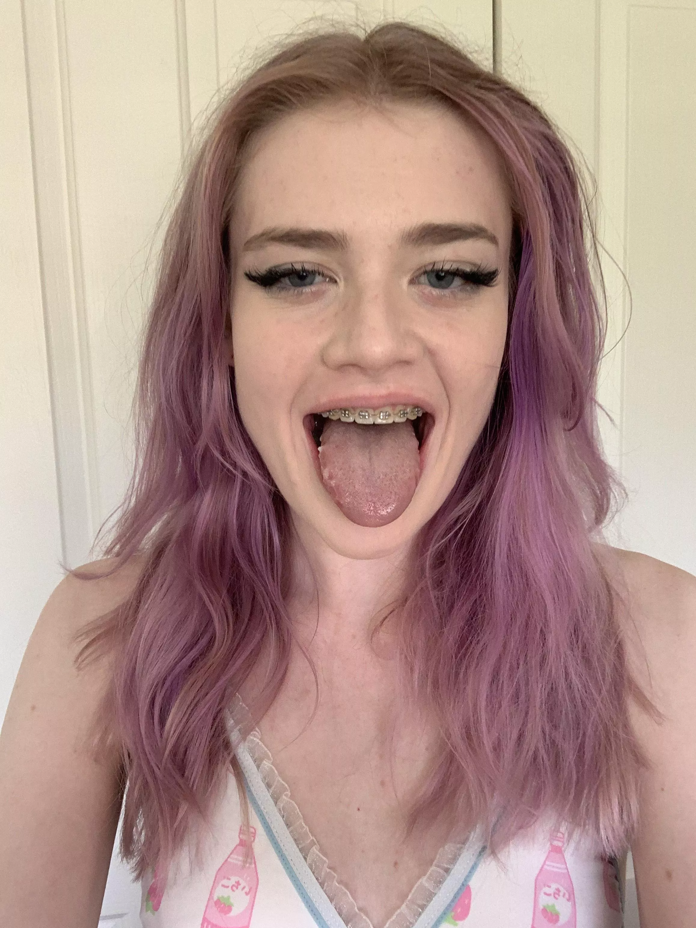 Only thing missing from my mouth is your cum!