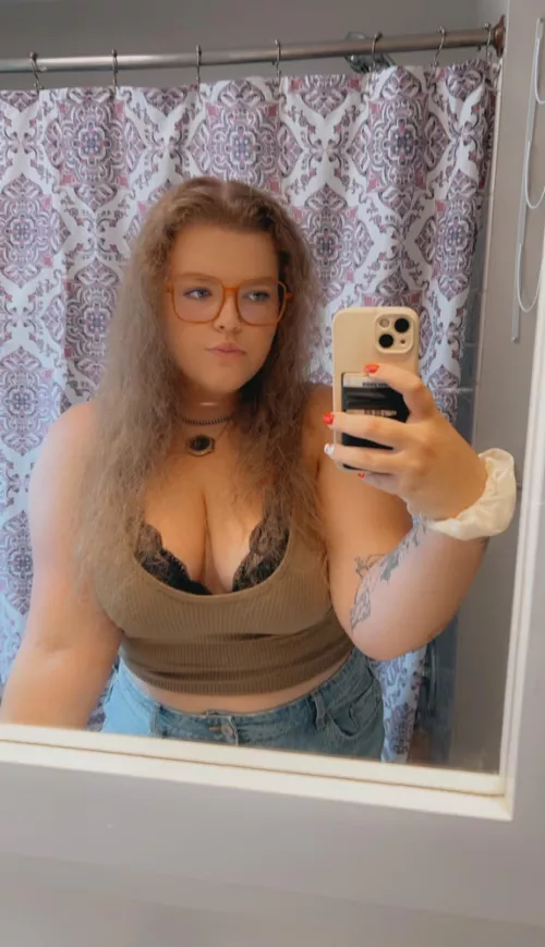 pawg domme turned weak snowbunny 