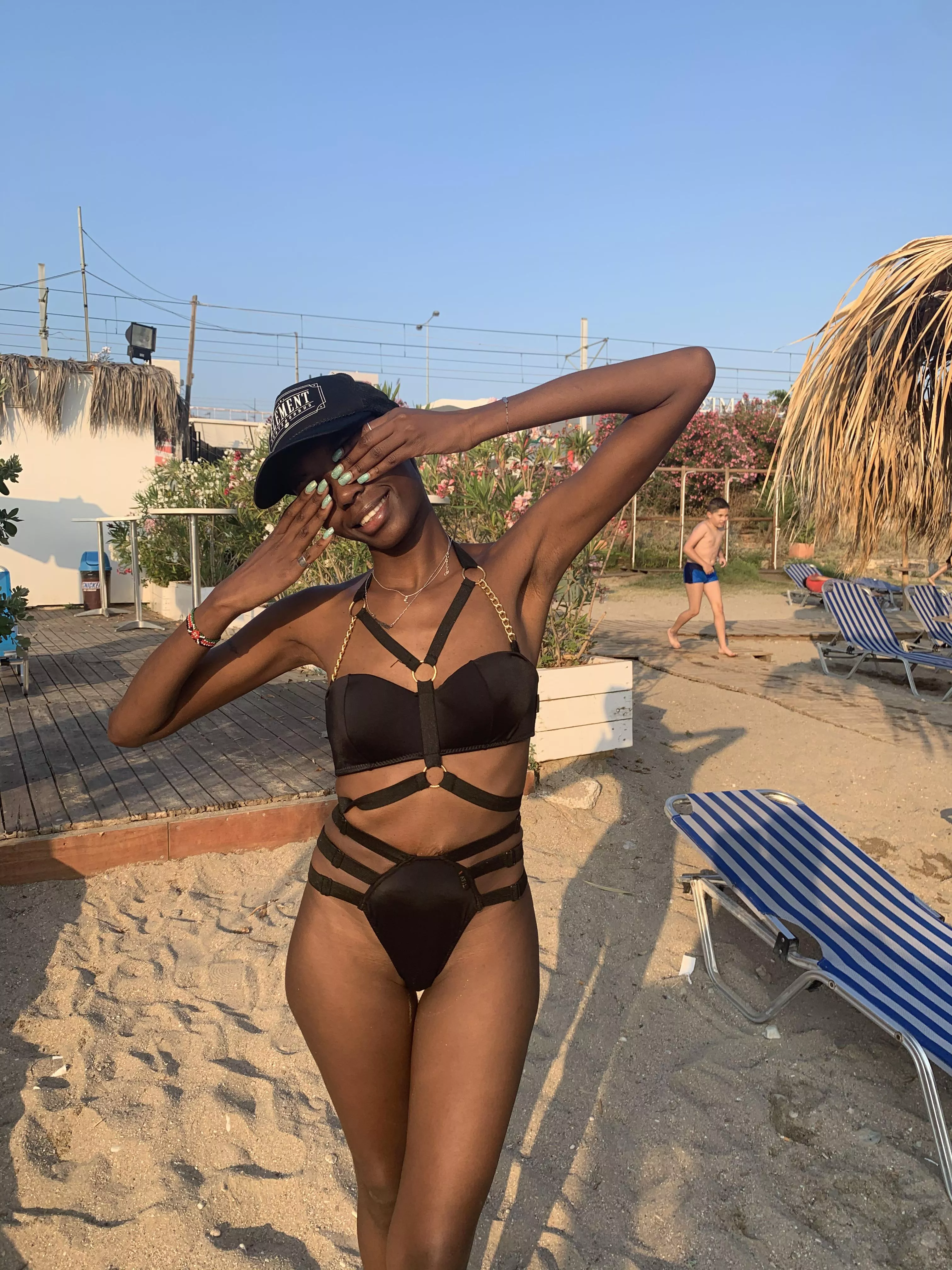 Peek a boo … I see you !!!