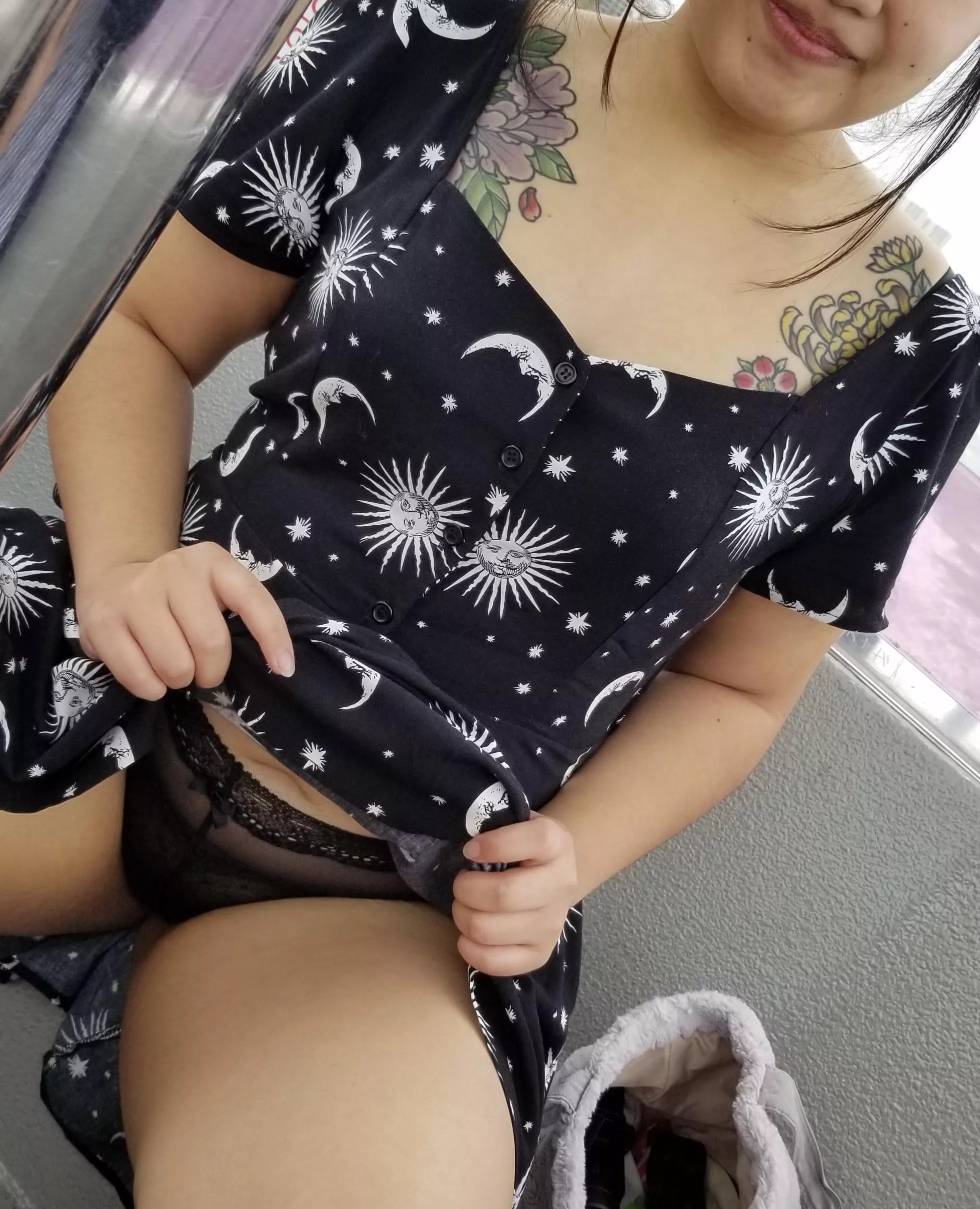 POV - you’re on a date with a succubus 😇 🎡 