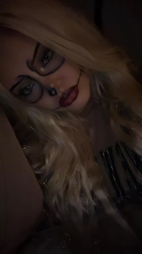 put your money in my wallet now. 