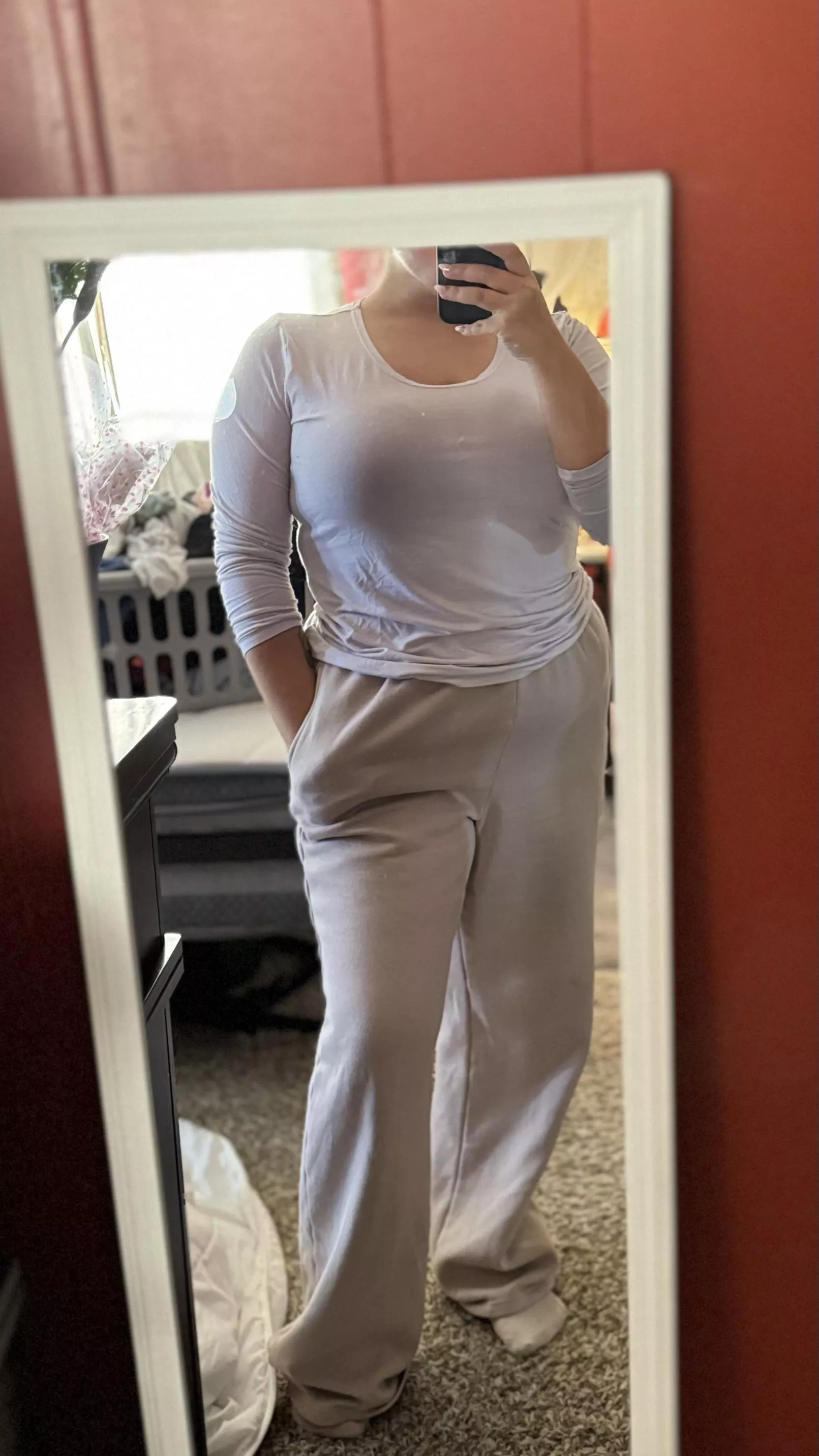 Quit lurking and start gooning😋