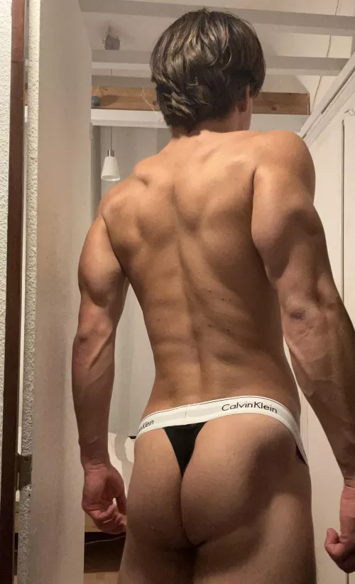 Rate my butt from 1 to 10