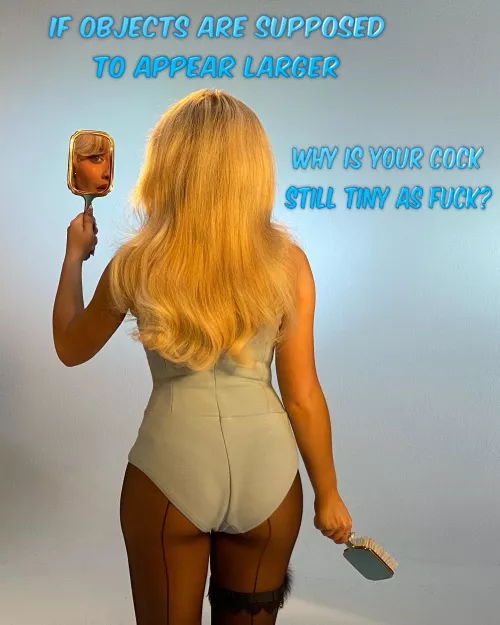 Sabrina Carpenter has tried multiple mirrors and just doesn't get it