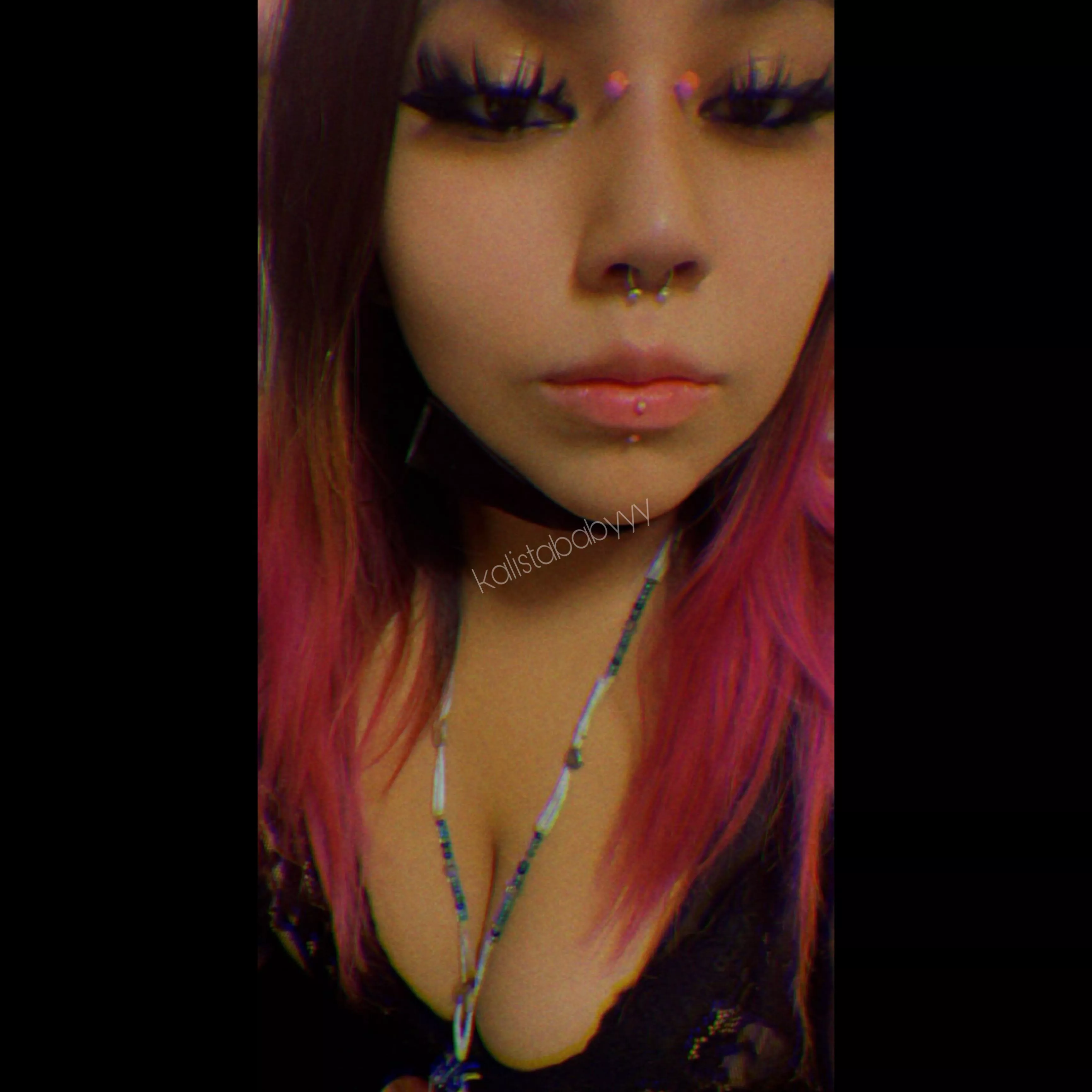 Selfie with new necklace 