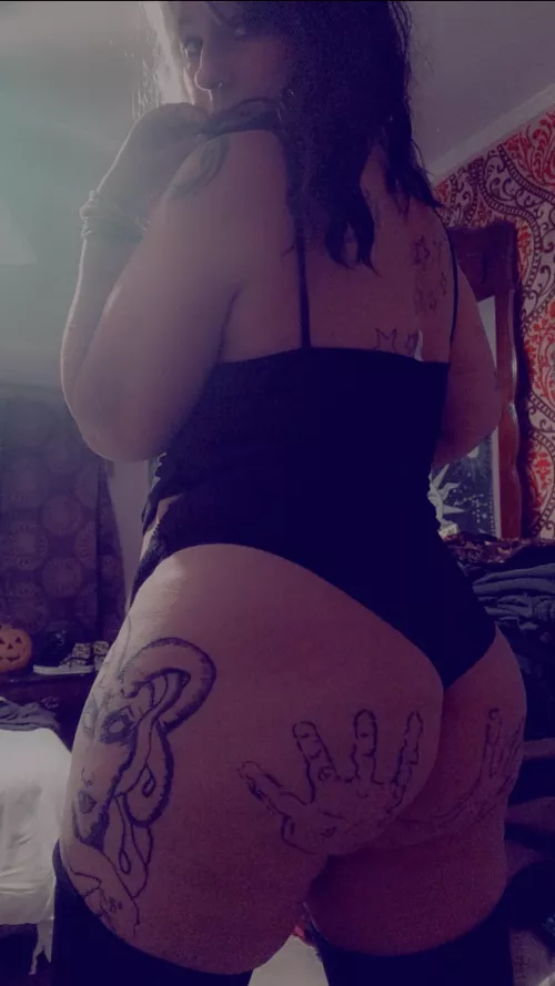 [Selling] Treat yourself to a delicious pair of soccermom panties! Customizable, fetish add-ons, and incl shipping [us] and pics! 