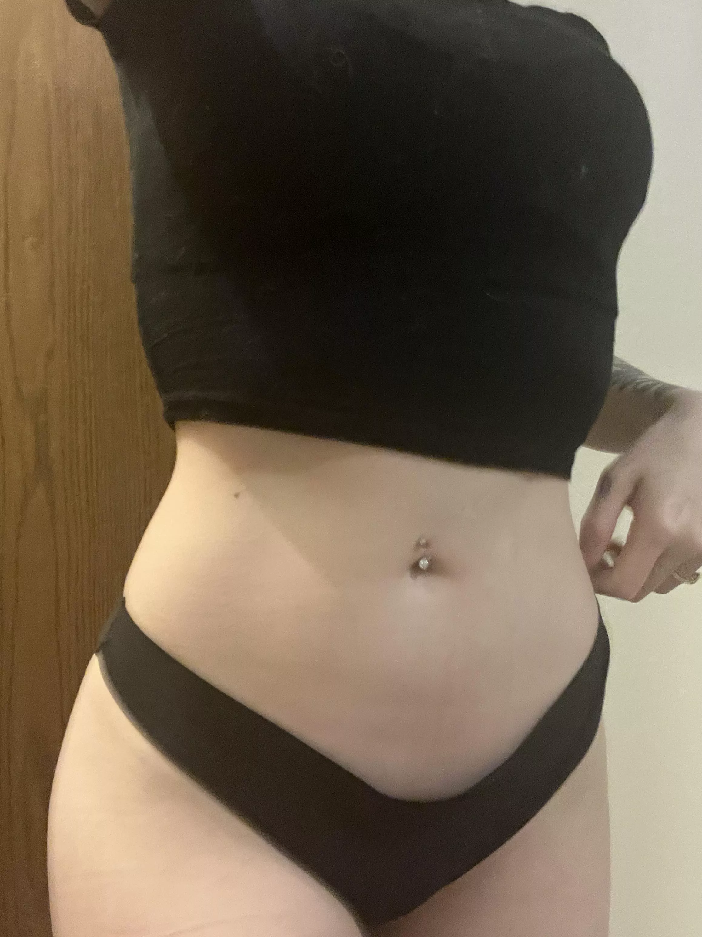 [selling] [usa] Worn during a bartending shift at a strip club panties