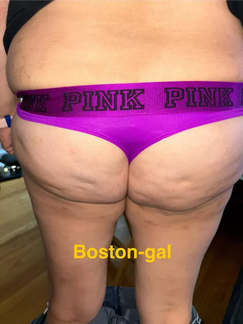 [selling] VS Pink thong available today! Other pairs available.  Thongs, bikinis, briefs.  Extra services and photo sets also available.  Menu and panty drawer on profile.