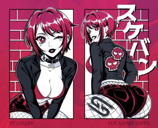 Short Haired Goth Babe in Short Shorts & Fishnets [Original]