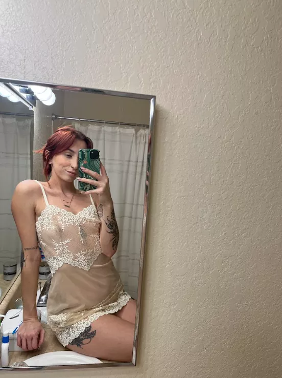 Still new here, who’s ready to help me get bred? 