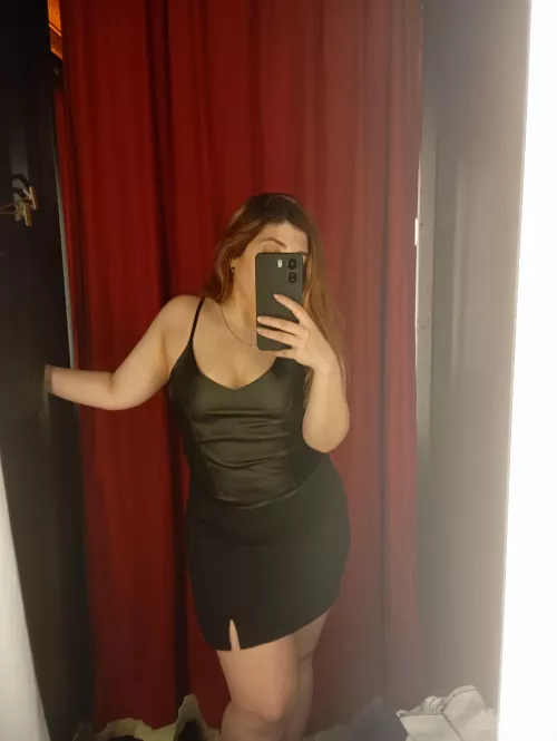 Thick and sexy legs 🔥🔥