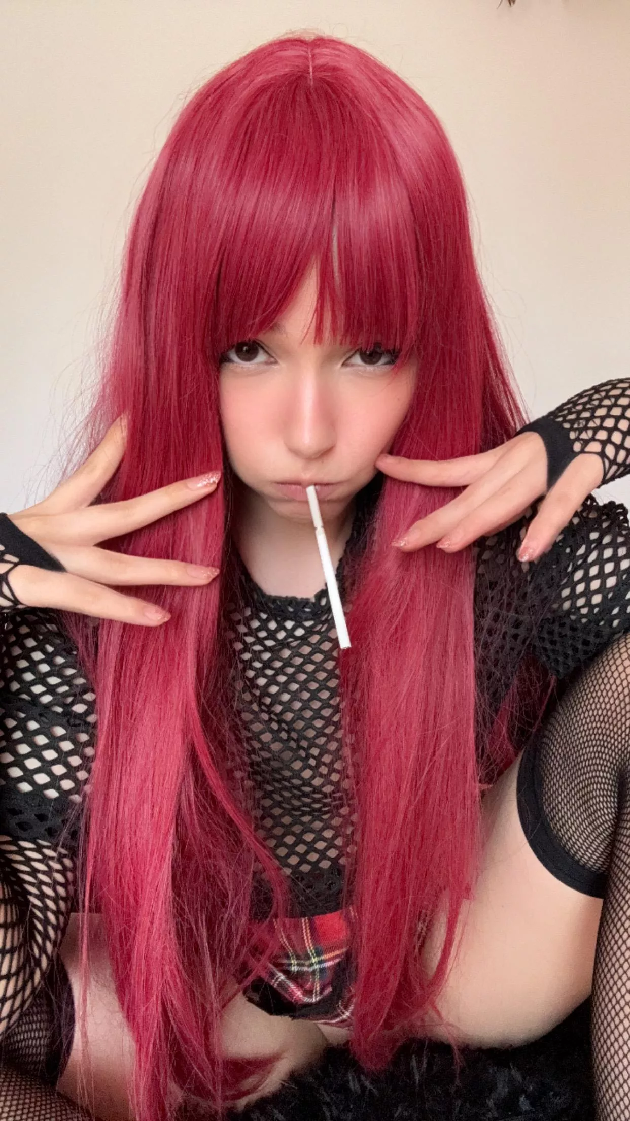 this puwusssy is really wet and wants to play, maybe even a little rough