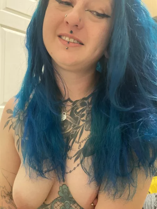 topless slut at your service