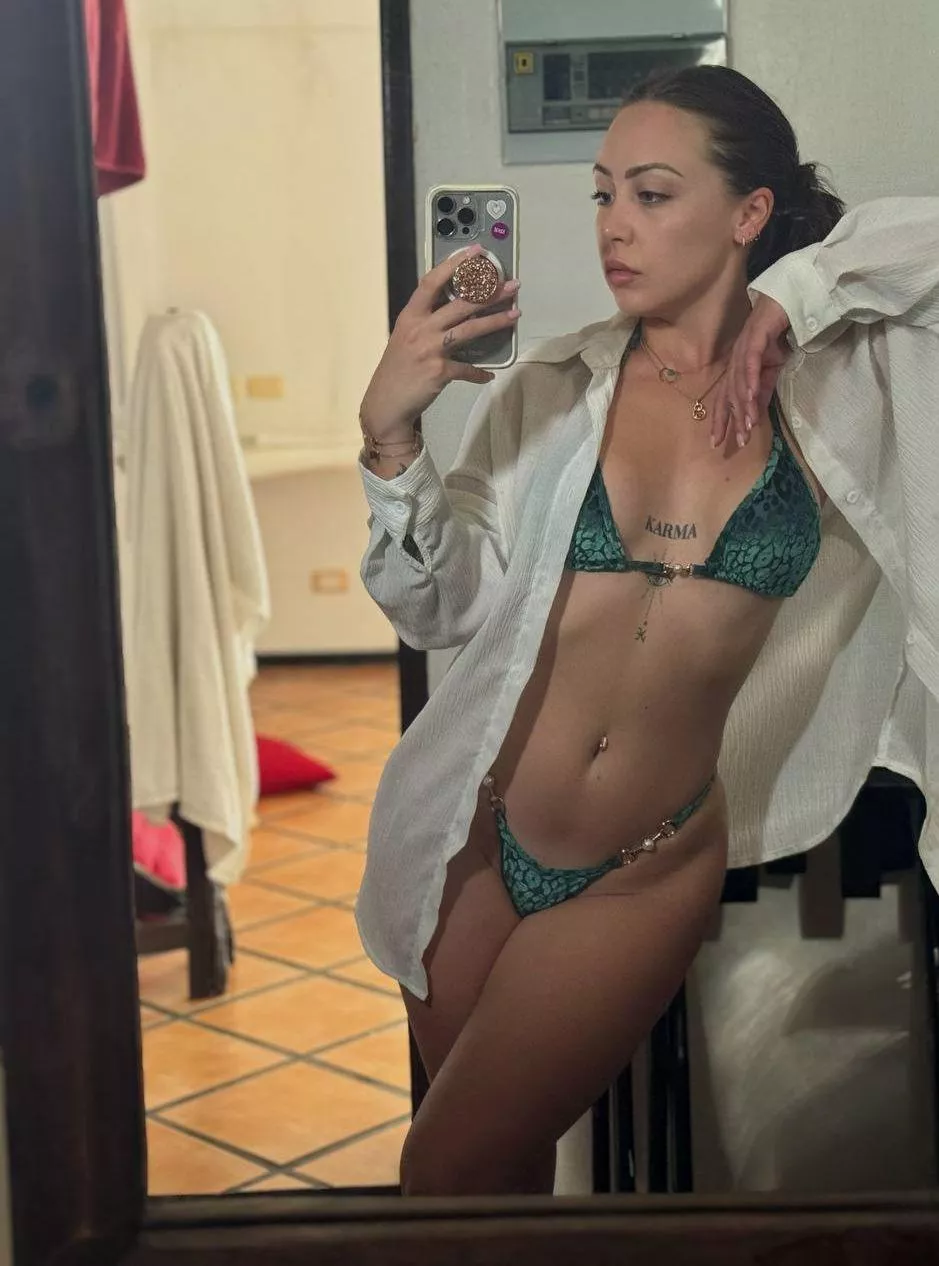 Trying on my new bikini