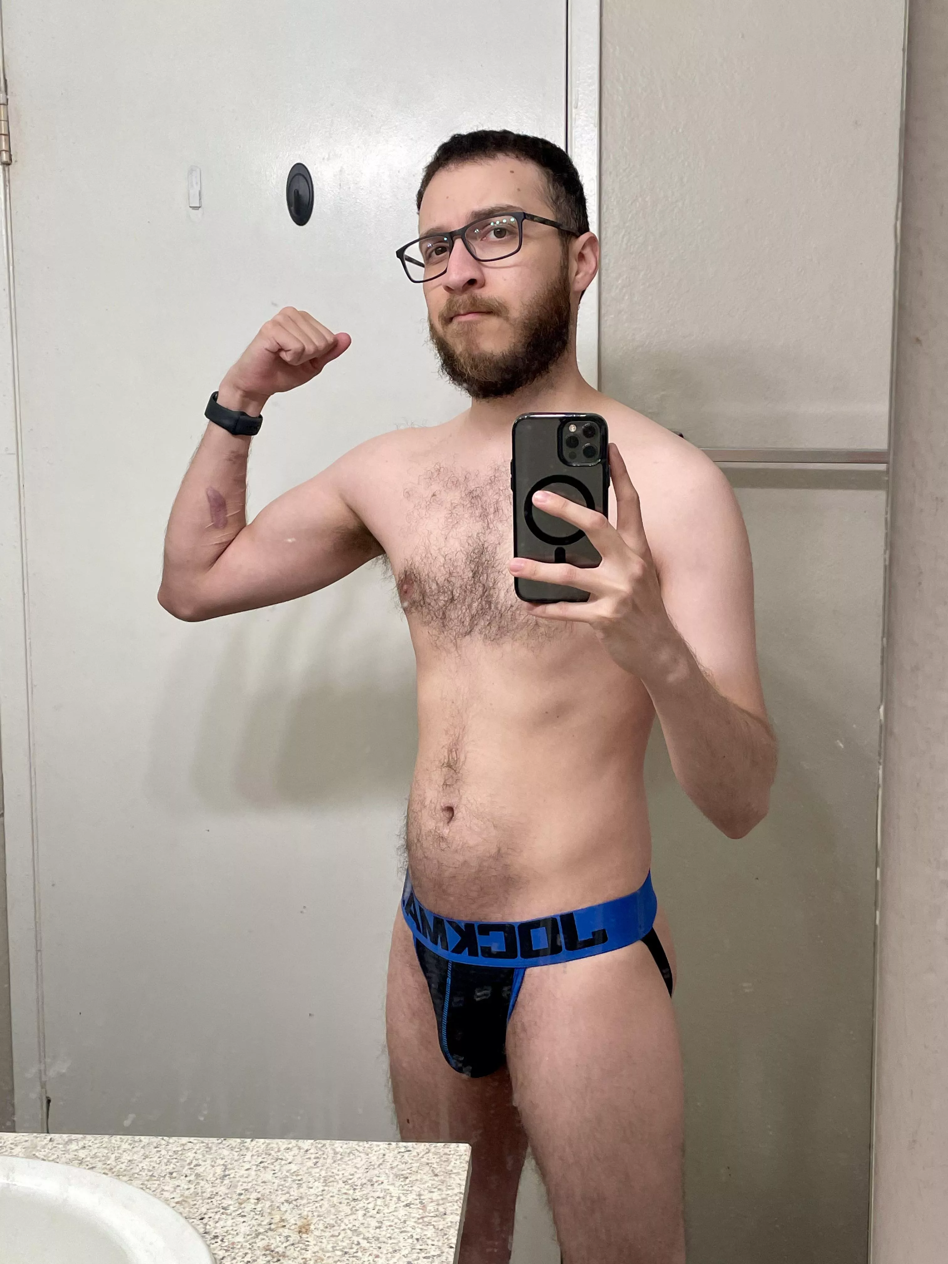 Trying some new underwear, does it suit me? 🙈