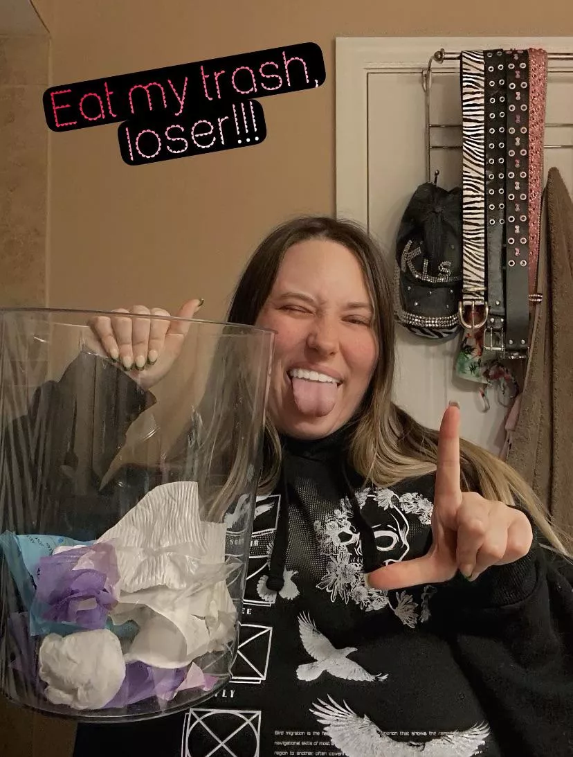 Upvote & comment “yes” if you’d happily eat my garbage 🗑️🤣
