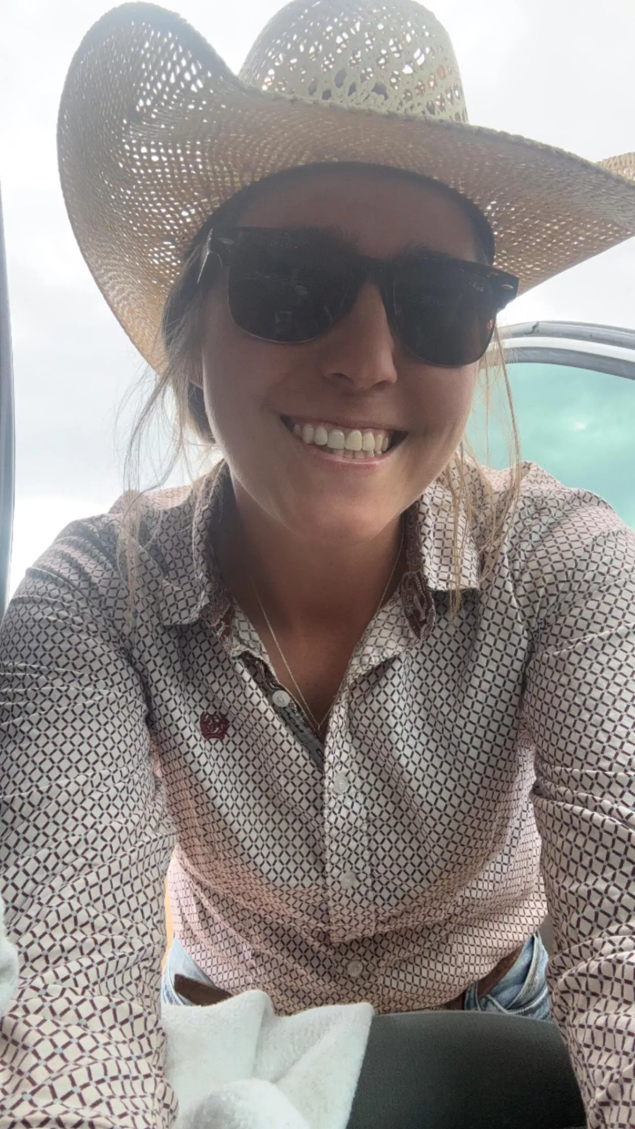 Wanna hang with a cowgirl? 