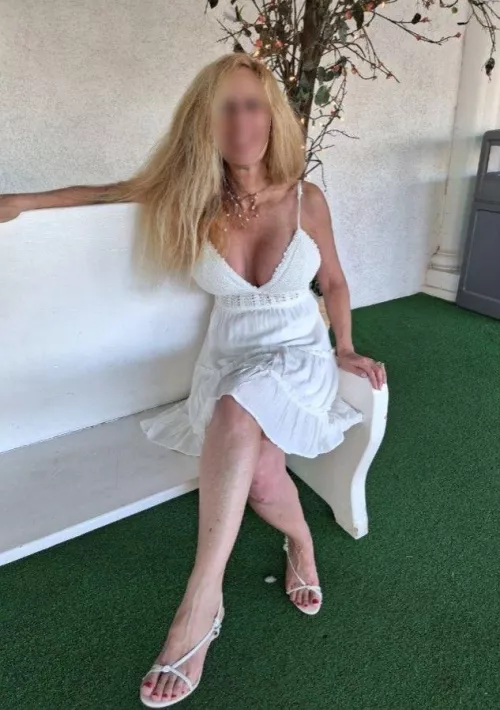 Wedding day, had no idea what my swinger husband had in store for me!