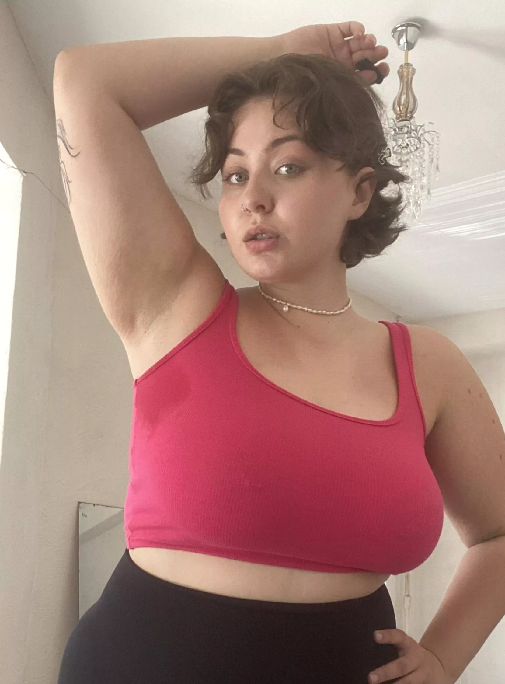 What do you prefer, lick it or cum in my armpits