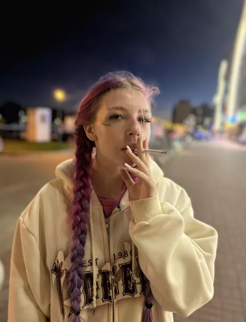 whether you like girls who smoke or not