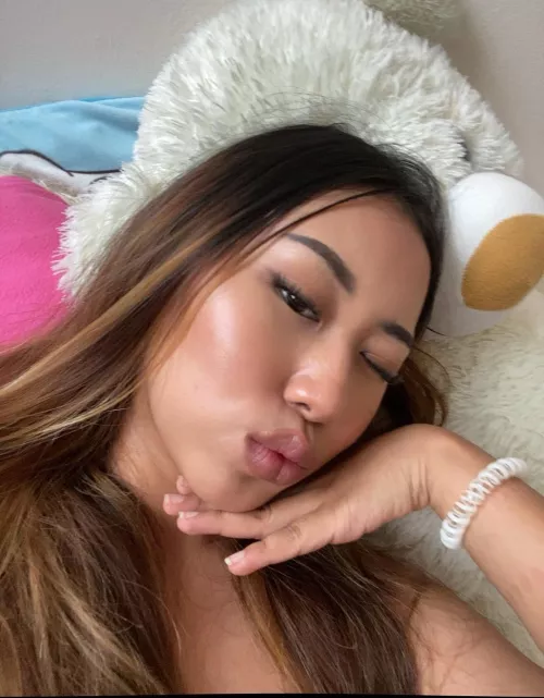 who wants this kiss? :)