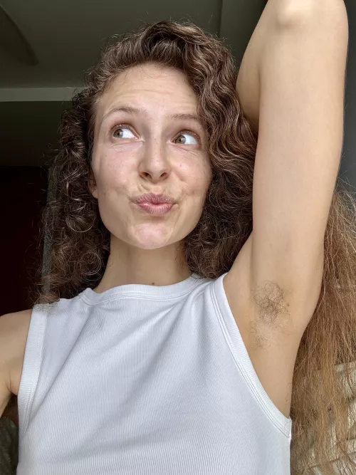 Who would love to sniff those perfect hairy armpits of mine?