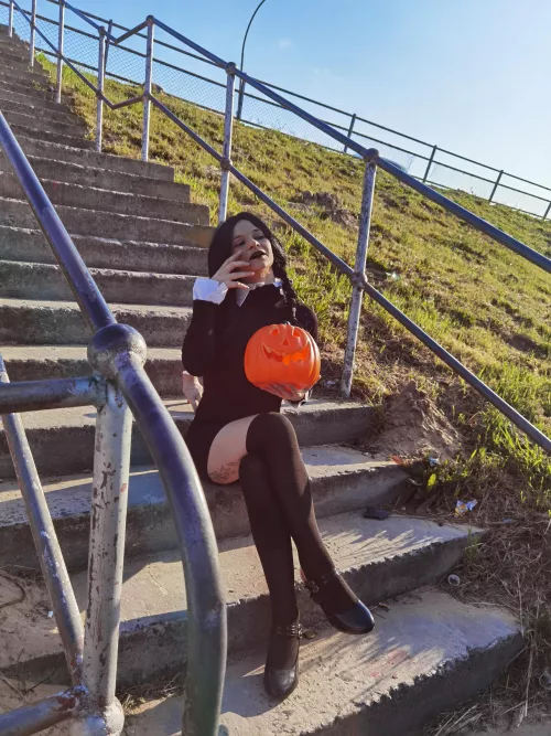 Why be normal when you can be delightfully disturbing 🖤