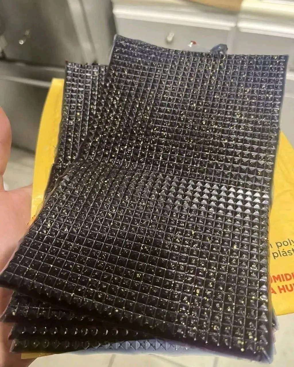 Window Payne Gelly pages. Absolute 🔥🤯👽. the gold flakes doesn't add to the potency, it just gives the tabs and extra beauty.