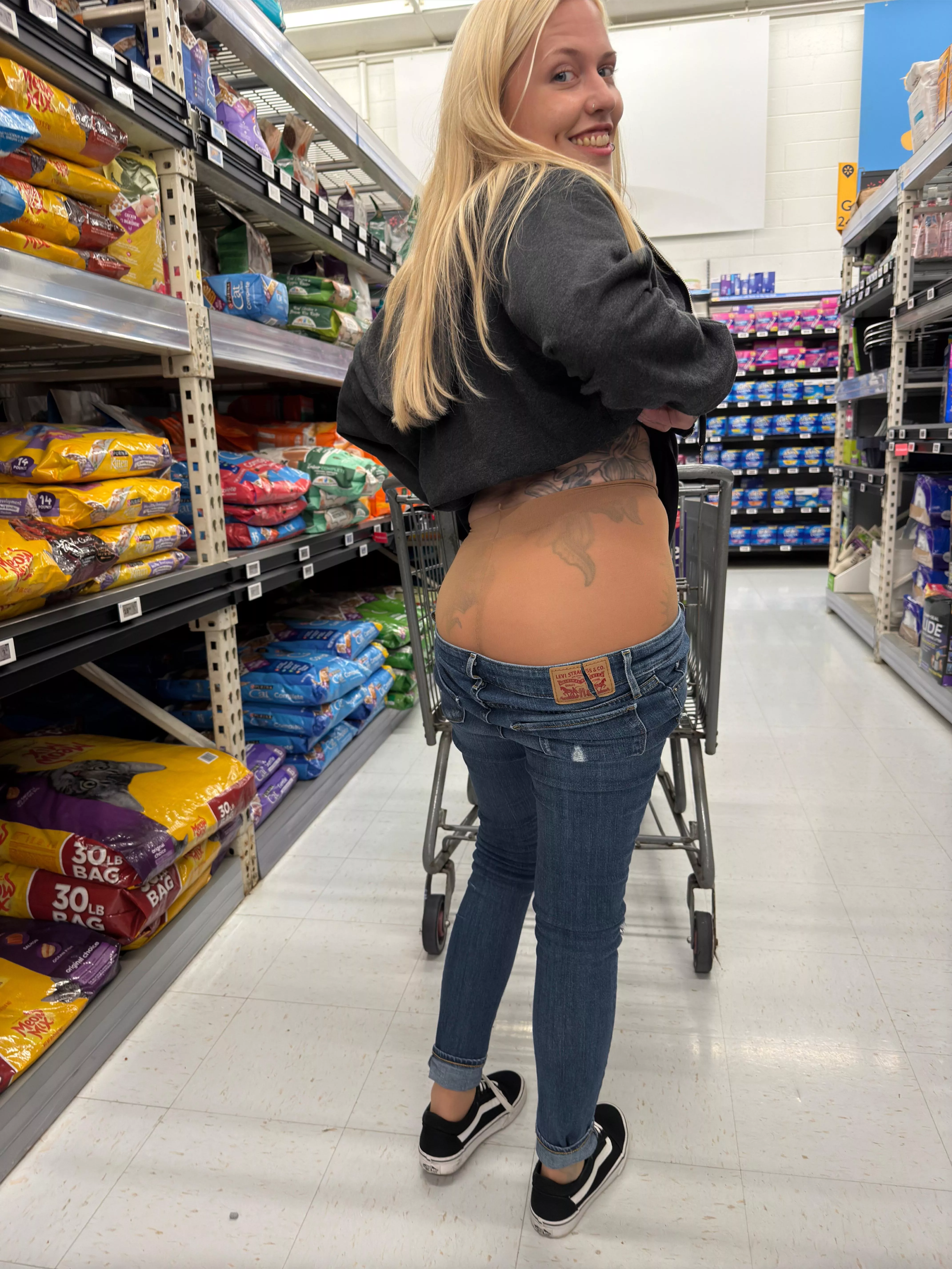 Wore pantyhose under jeans all day yesterday without panties. 