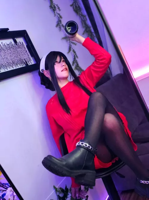 Yor Forger by Loidjanne