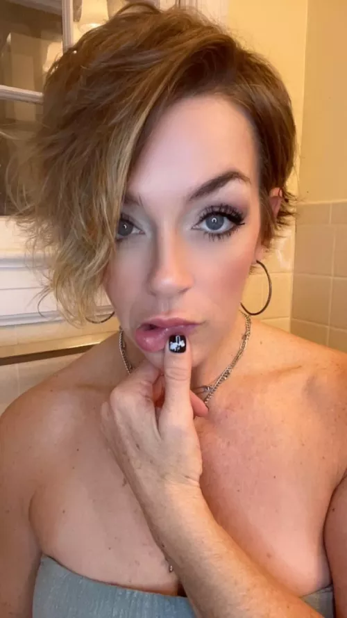 You gonna be a good boy for Mommy? Link in comments