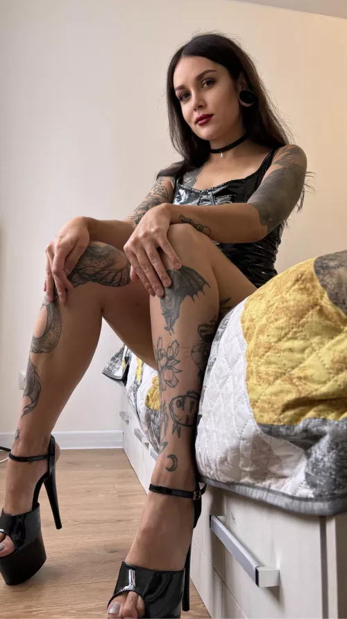 You’ll never forget your time with this goth girl