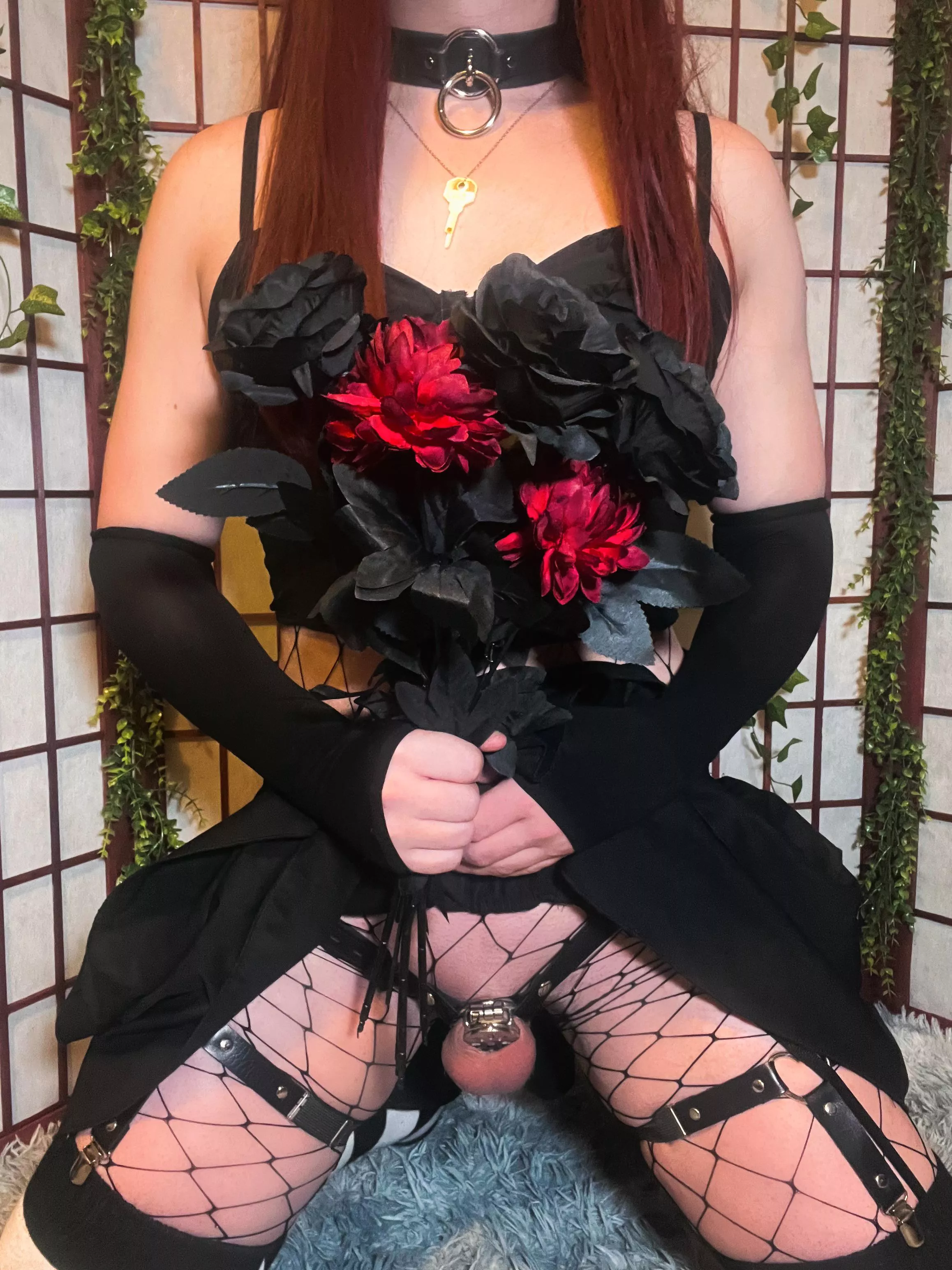 Your goth bride awaits 😉🖤