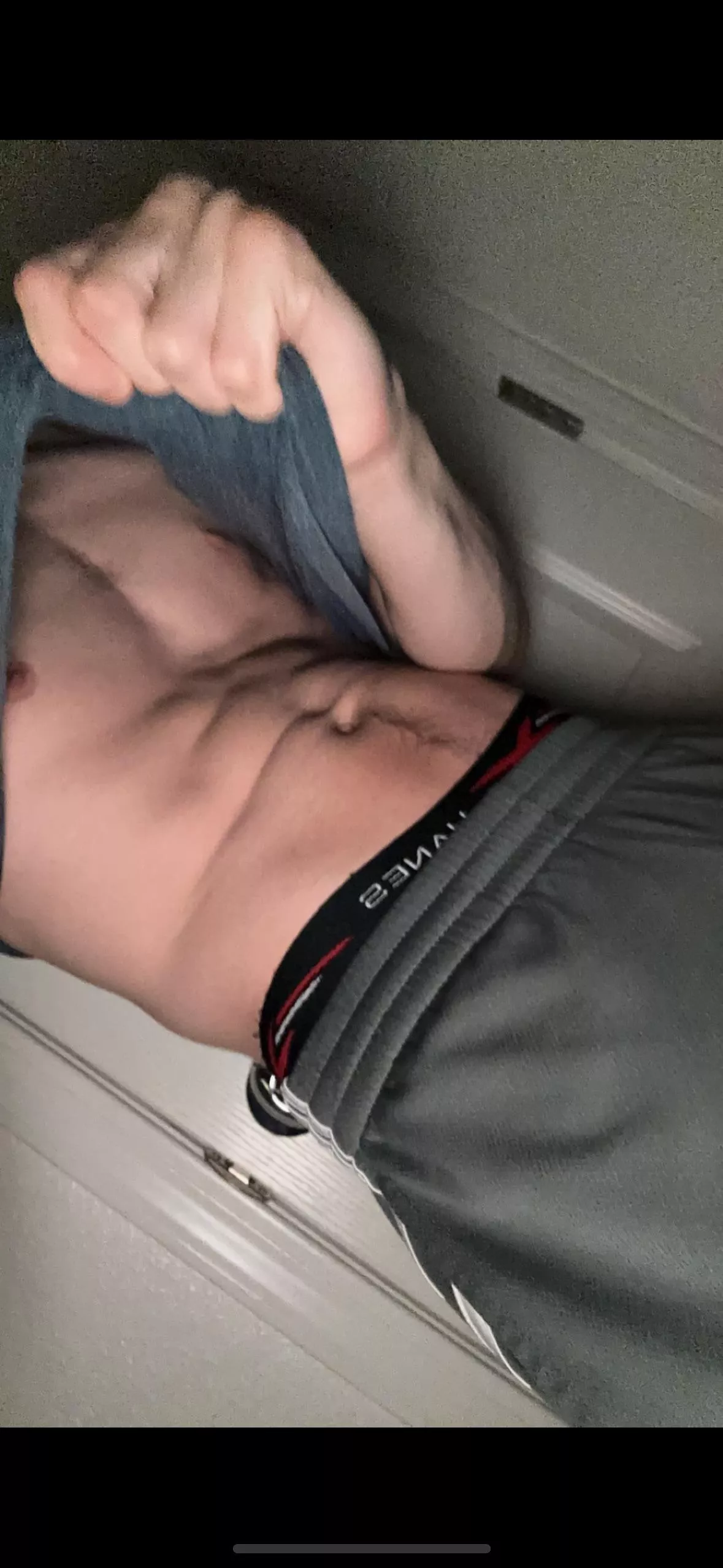 23 white cali fit masc likeminded bros hmu jocks,college,baseball,football,frat,masc,face, chill vibe bros hmu clarsn3397 snap me. body builder built huge everywhere dilfs hmu ++++