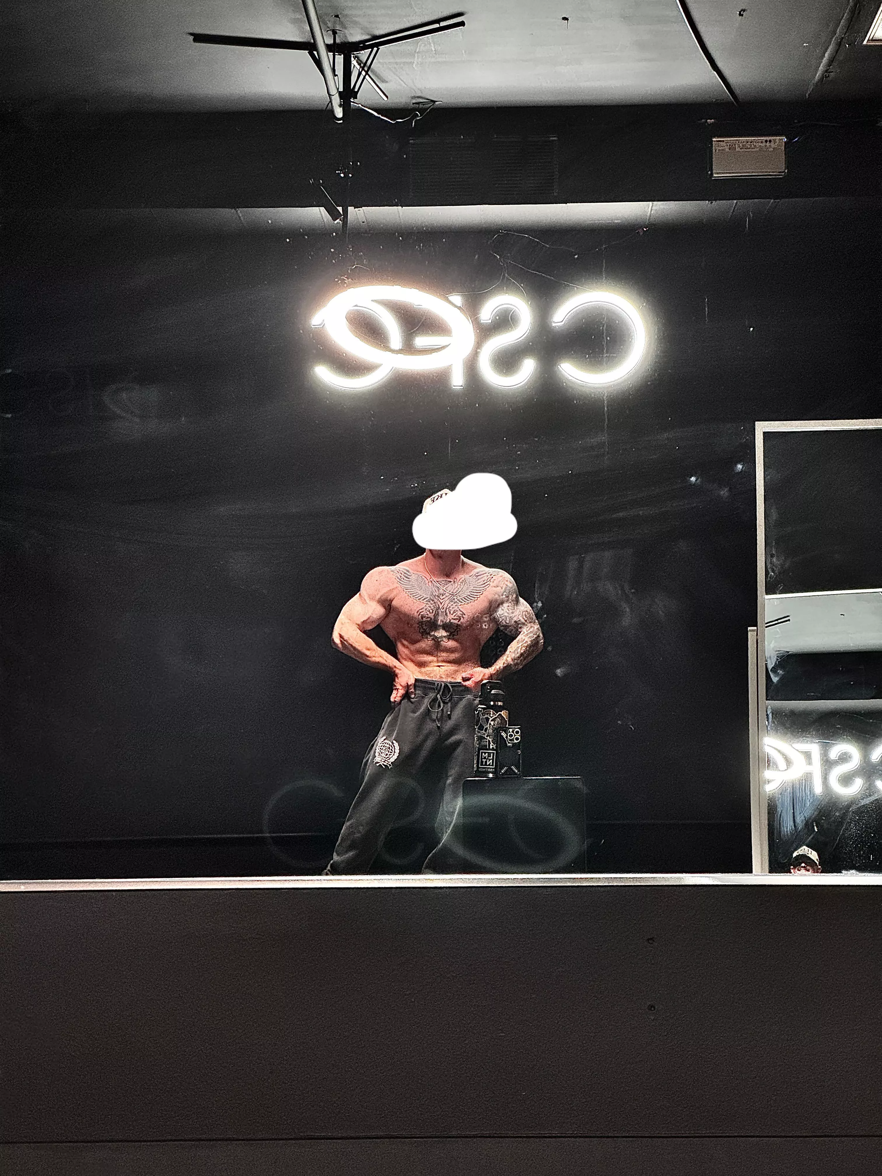 28m looking for couple or hotwife in Joliet area