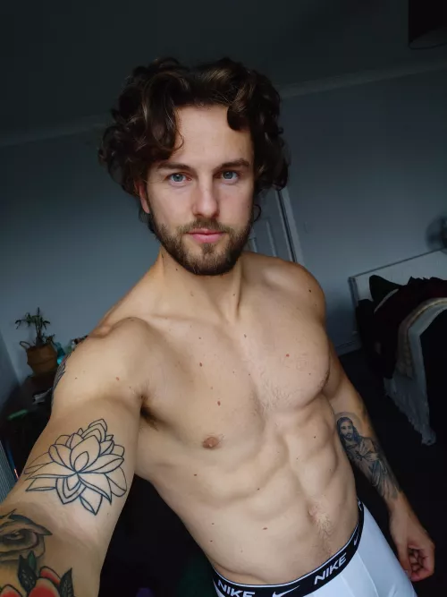 (29) Would you hit me up?