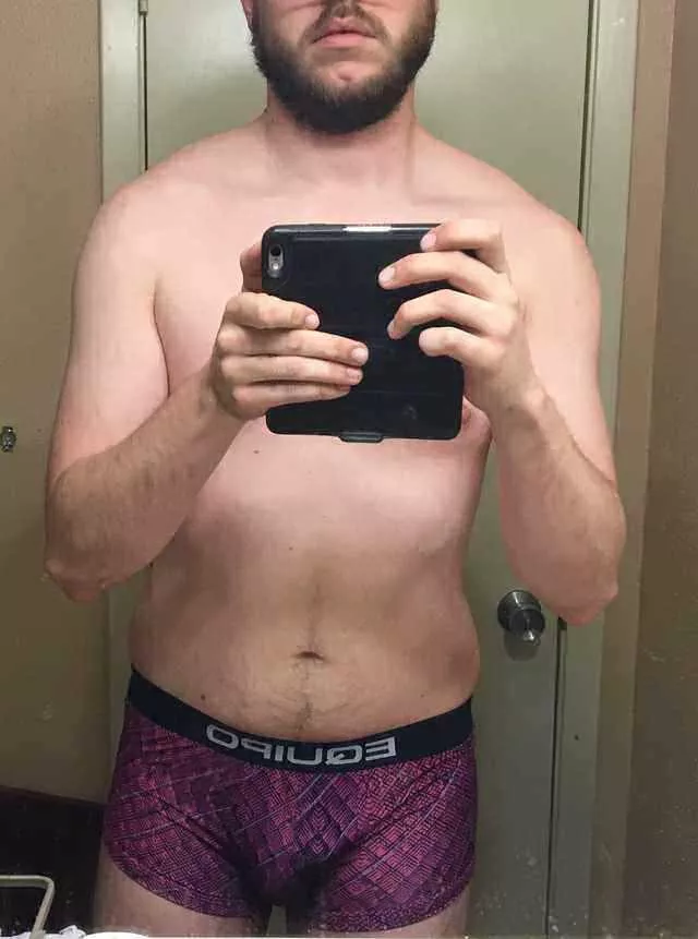 32 [M4F][M4T][M4MF] BWC Bull in downtown Dallas looking for fun and a fwb. 6’ tall. 190 lbs. kink and 420 friendly  DDF. 