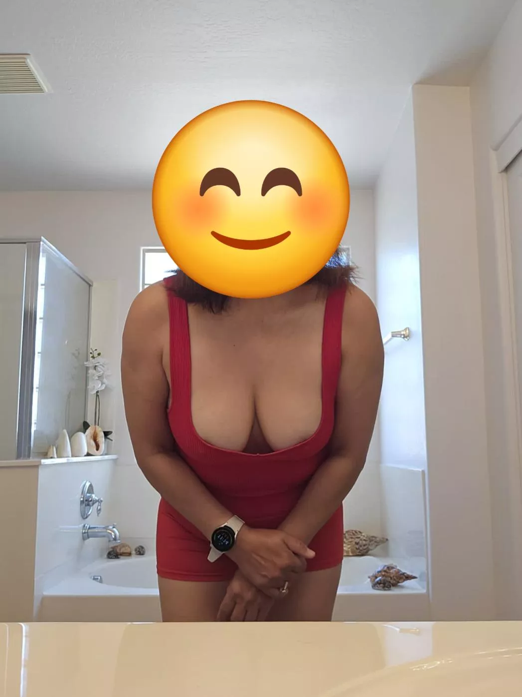 54m/48f wife wants big cock tomorrow morning or afternoon!