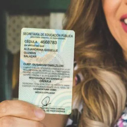 Alejandrina Gisselle Guzman Salazar. Daughter of El Chapo and his wife Maria Alejandrina Salazar Hernandez. 