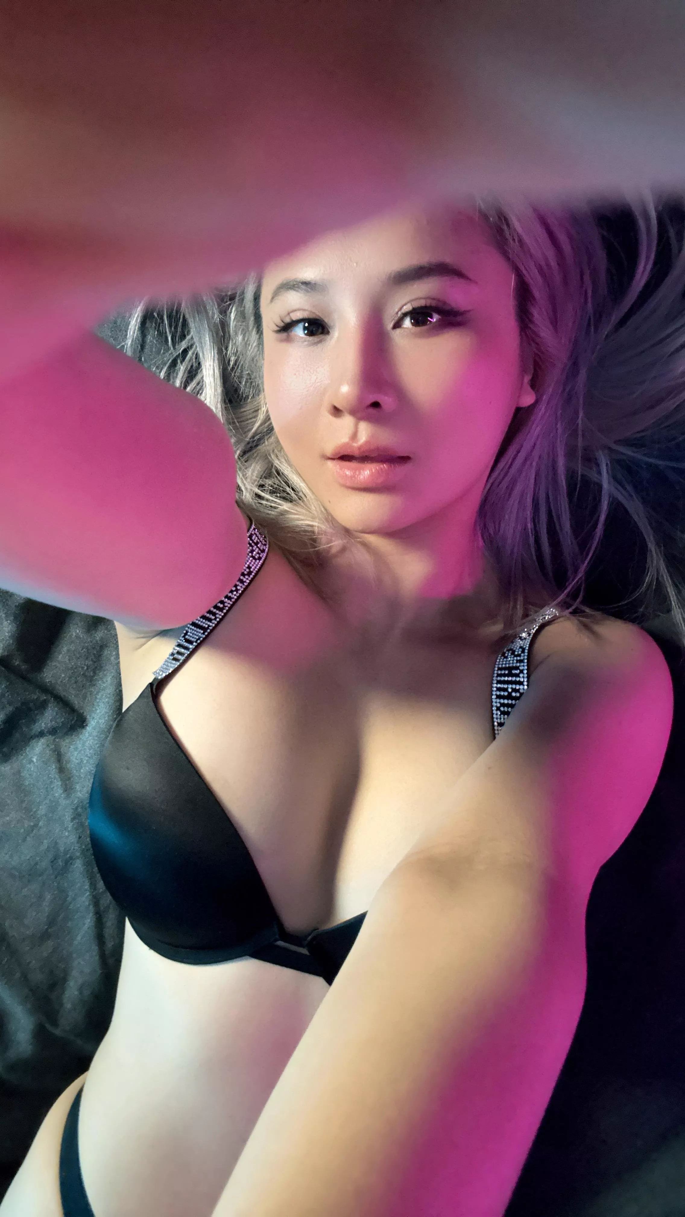 am I hot when I look at you? F22