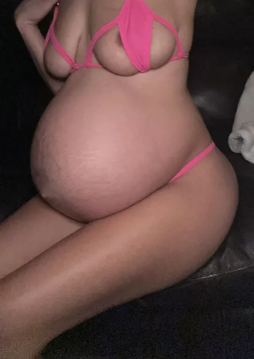 Am I still sexy with my bump this big?