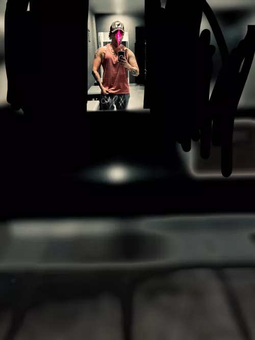 Any mature ladies coming over? 